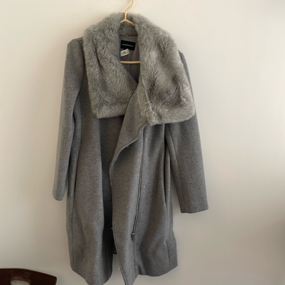 CLUB MONACO | Grey wool jacket with faux fur collar - Picture 2 of 5